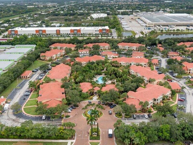 10288 Fox Trail Rd S. 311, Royal Palm Beach, FL 33411
