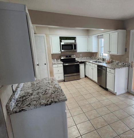 7332 Quail Street, Portage, MI 49024