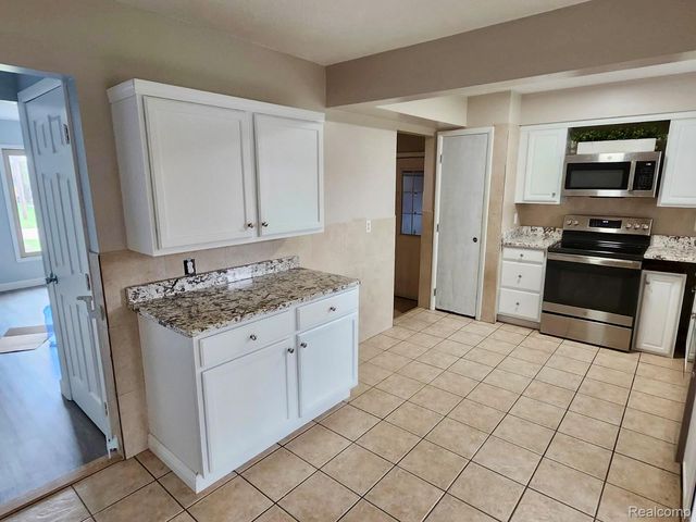 7332 Quail Street, Portage, MI 49024