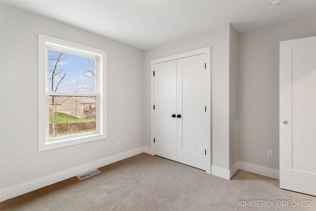 11792 Everett Avenue, Allendale, MI 49401
