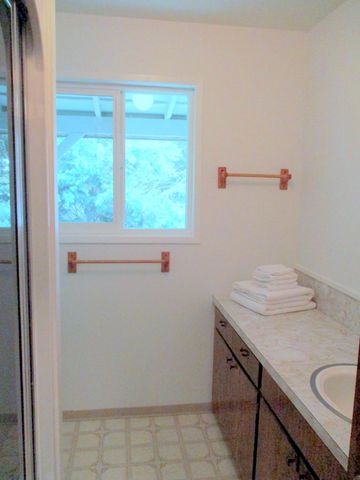 414 N Baker Avenue, Chiloquin, OR 97624