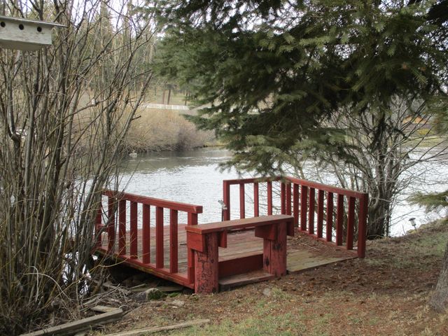 414 N Baker Avenue, Chiloquin, OR 97624