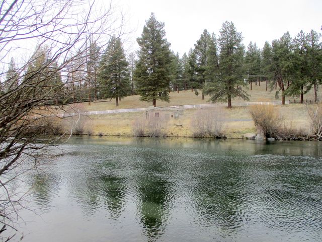 414 N Baker Avenue, Chiloquin, OR 97624