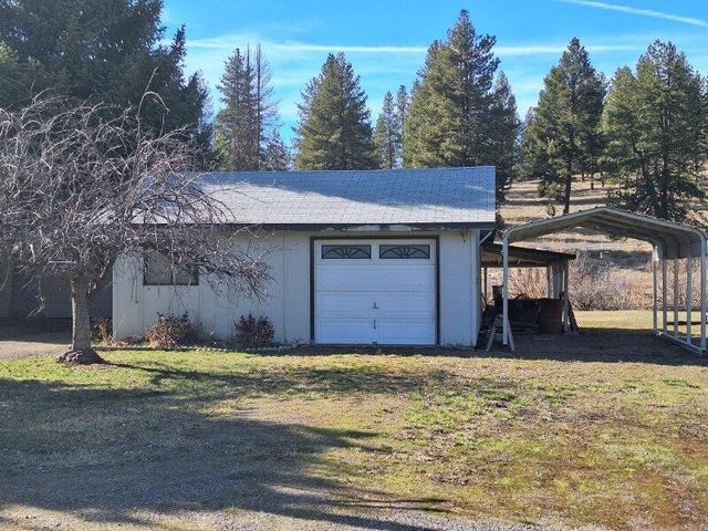 414 N Baker Avenue, Chiloquin, OR 97624