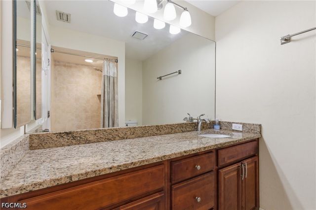 4718 SE 5th AVE 9, Cape Coral, FL 33904