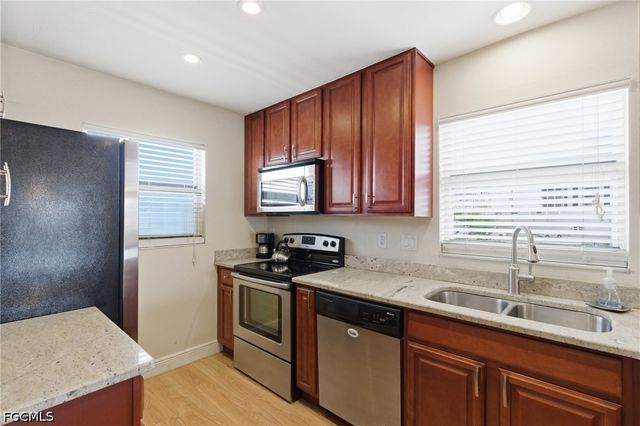 4718 SE 5th AVE 9, Cape Coral, FL 33904