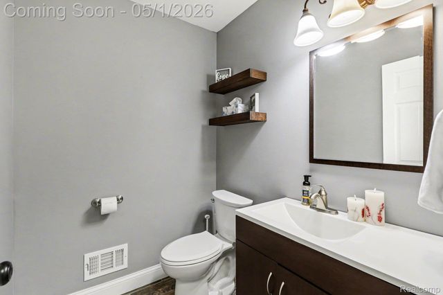 10741 W Braemar, Rose Township, MI 48442