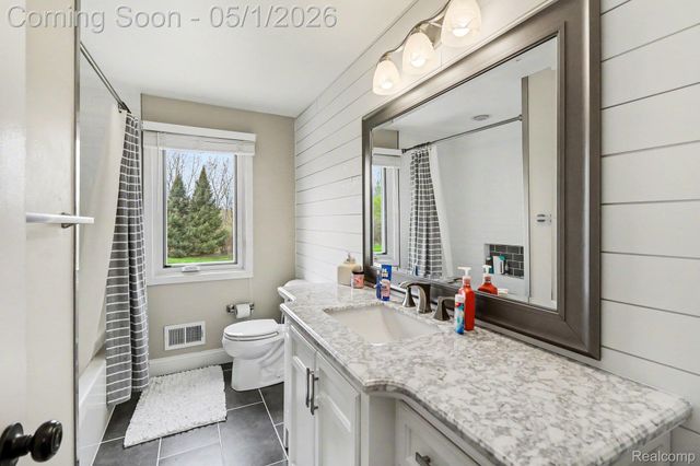 10741 W Braemar, Rose Township, MI 48442