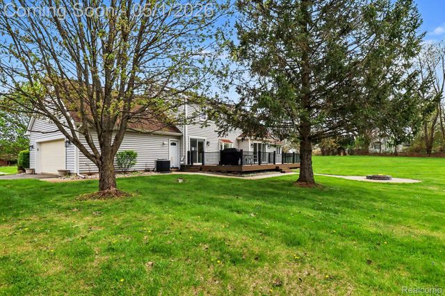 10741 W Braemar, Rose Township, MI 48442