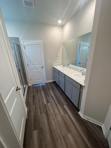 6400 Rounded Pebble LN, Buda, TX 78610