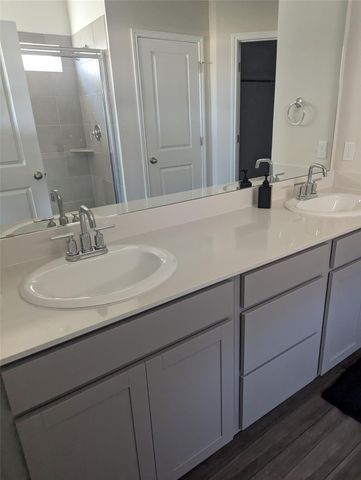 6400 Rounded Pebble LN, Buda, TX 78610