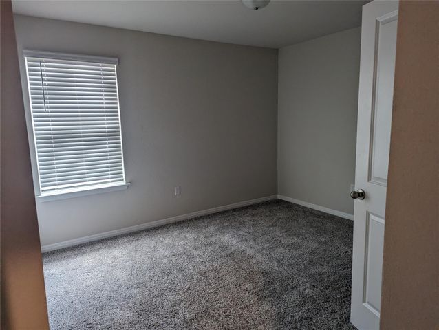 6400 Rounded Pebble LN, Buda, TX 78610