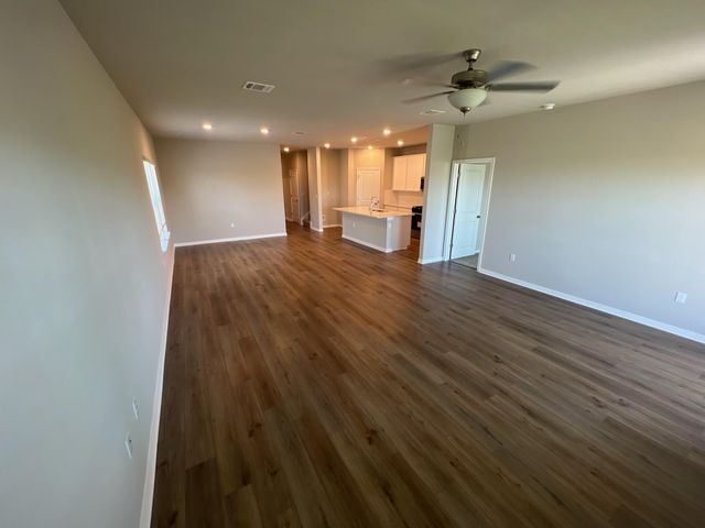 6400 Rounded Pebble LN, Buda, TX 78610