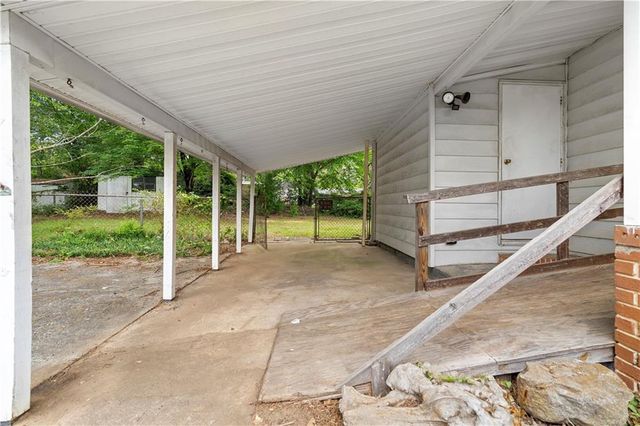 6646 Wolf River Court, Riverdale, GA 30274