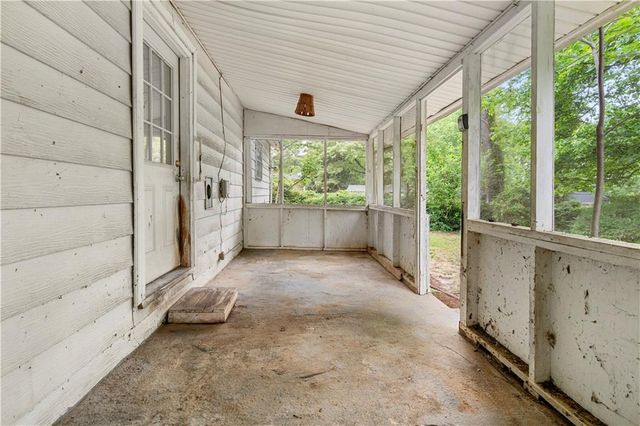 6646 Wolf River Court, Riverdale, GA 30274