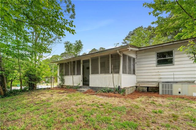 6646 Wolf River Court, Riverdale, GA 30274