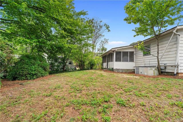 6646 Wolf River Court, Riverdale, GA 30274