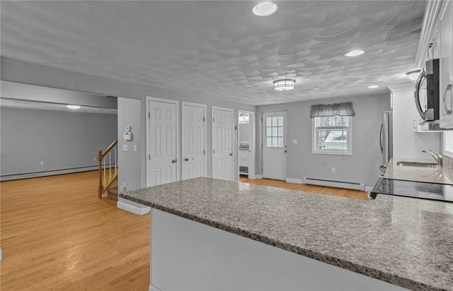 84 Phillip Avenue, Cumberland, RI 02864