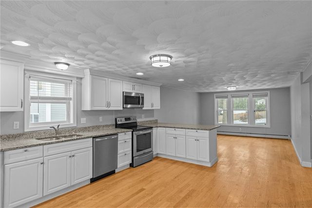 84 Phillip Avenue, Cumberland, RI 02864