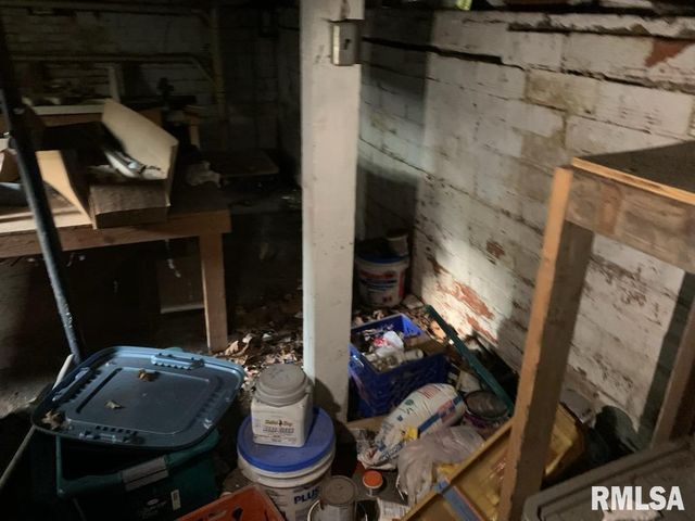 924 N CRAFFORD Street, Bushnell, IL 61422