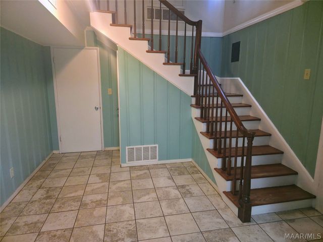 913 Hillman Street, Montgomery, AL 36109