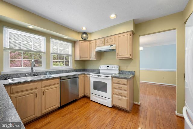 7 RAINDROP CIR, Reisterstown, MD 21136