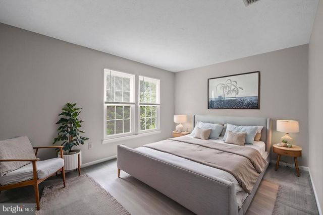 7 RAINDROP CIR, Reisterstown, MD 21136