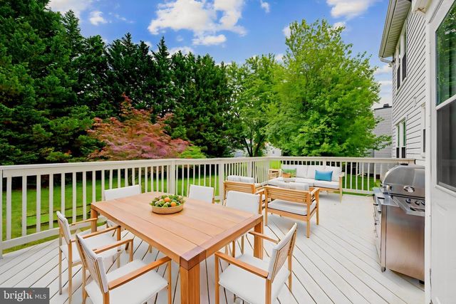 7 RAINDROP CIR, Reisterstown, MD 21136