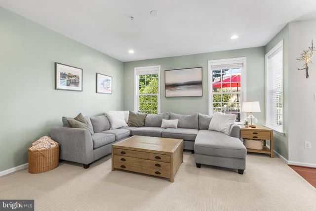 1263 DERRY LN, West Chester, PA 19380