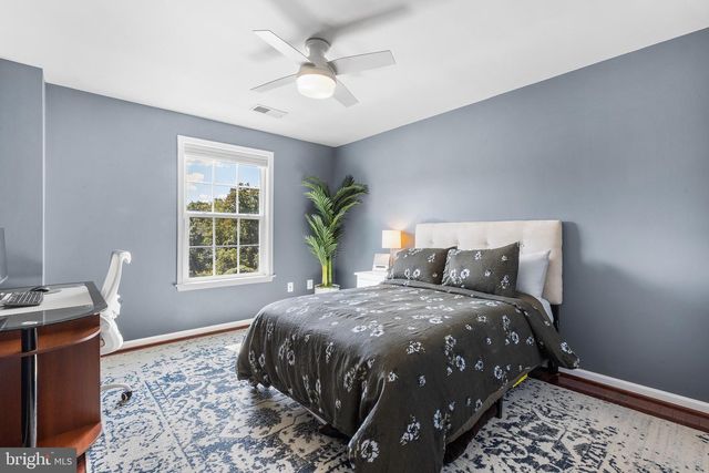 1263 DERRY LN, West Chester, PA 19380