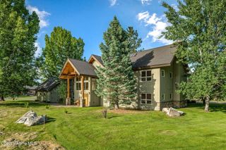 20 Gracie Lane, Sandpoint, ID 83864