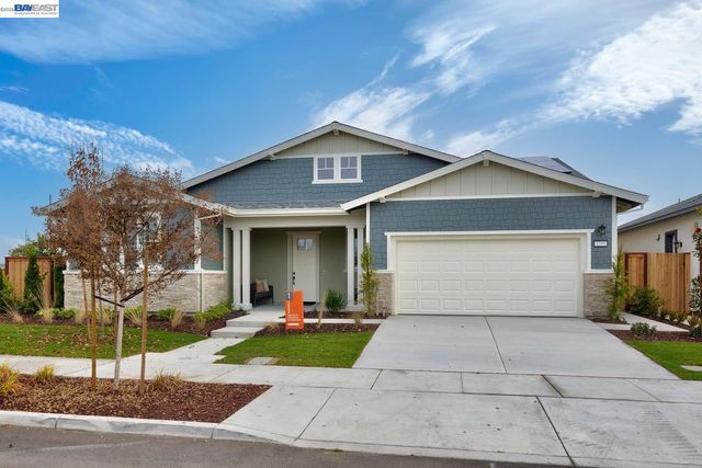 1288 Parkcrest Circle, Manteca, CA 95336
