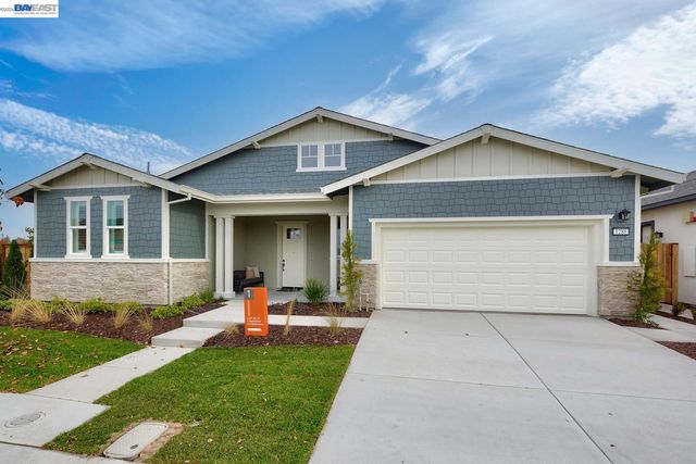 1288 Parkcrest Circle, Manteca, CA 95336