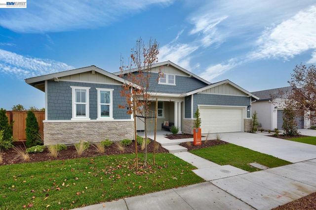 1288 Parkcrest Circle, Manteca, CA 95336