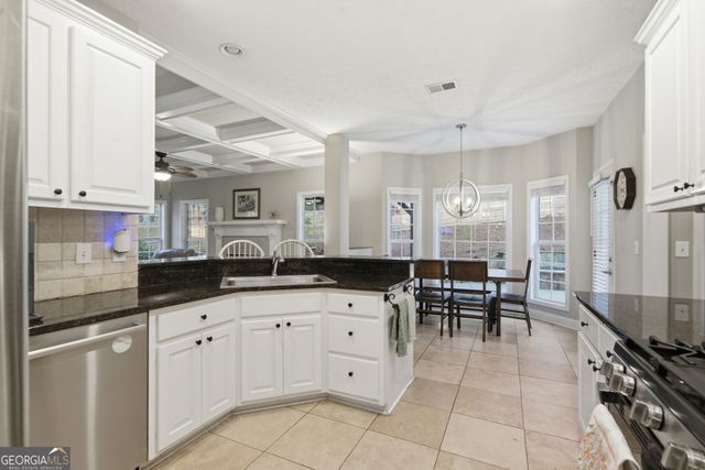 27 Meadows Court, Dawsonville, GA 30534