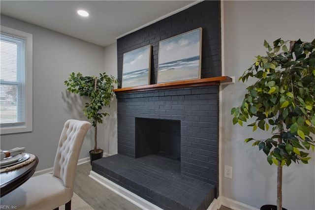 28 Butler DR, Hampton, VA 23666