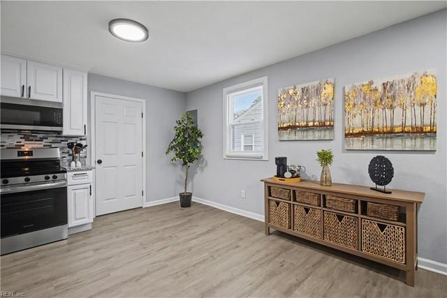 28 Butler DR, Hampton, VA 23666