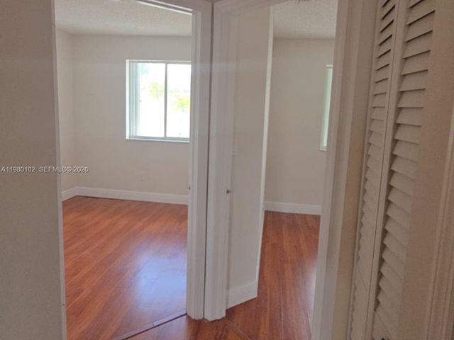 13926 SW 175th Ter 13926, Miami, FL 33177