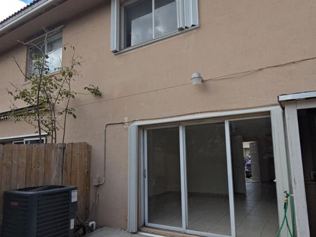 13926 SW 175th Ter 13926, Miami, FL 33177