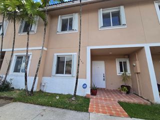 13926 SW 175th Ter 13926, Miami, FL 33177