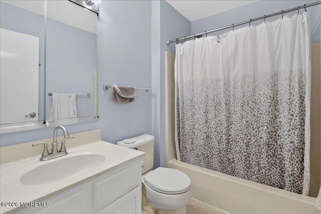 117 Inboard Avenue, Manahawkin, NJ 08050