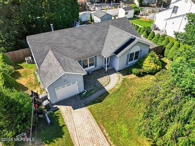 117 Inboard Avenue, Manahawkin, NJ 08050