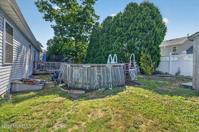 117 Inboard Avenue, Manahawkin, NJ 08050
