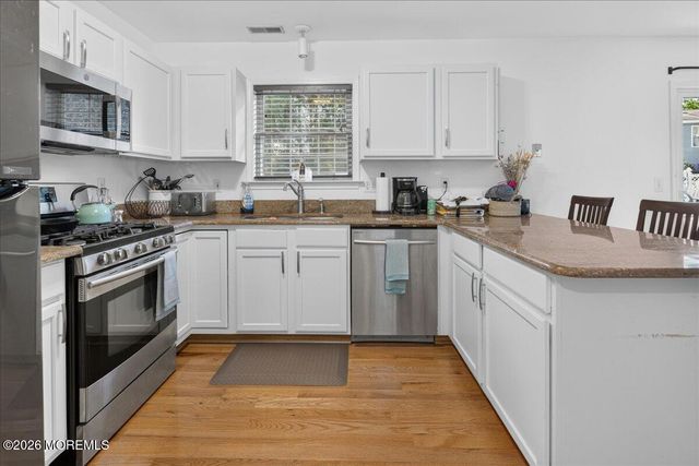 117 Inboard Avenue, Manahawkin, NJ 08050
