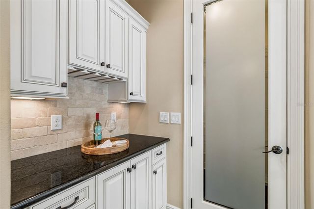 3902 W VASCONIA STREET, Tampa, FL 33629