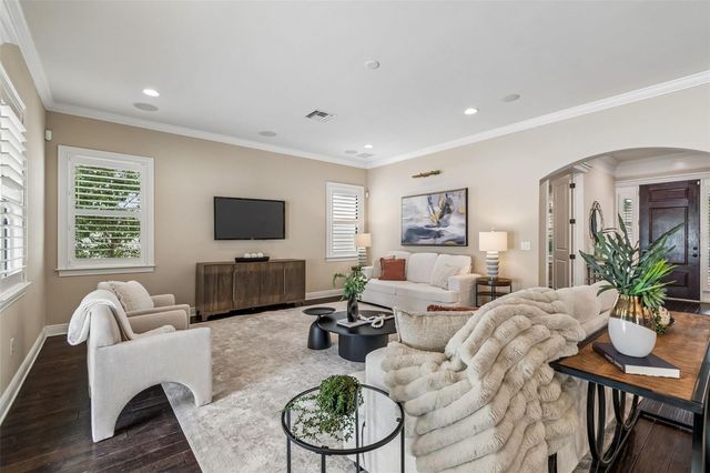 3902 W VASCONIA STREET, Tampa, FL 33629