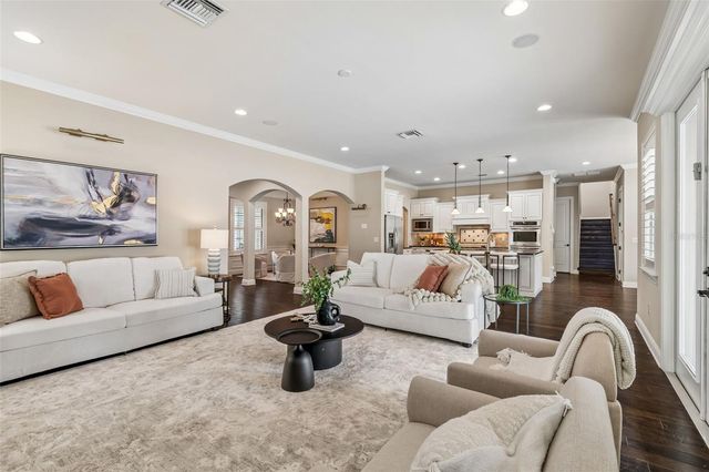 3902 W VASCONIA STREET, Tampa, FL 33629