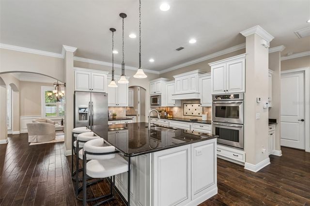 3902 W VASCONIA STREET, Tampa, FL 33629