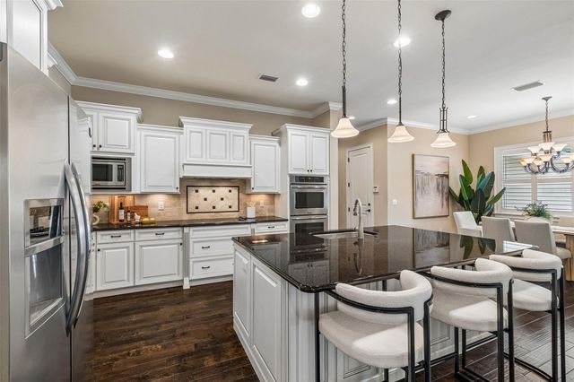 3902 W VASCONIA STREET, Tampa, FL 33629