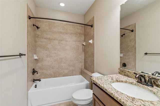 3902 W VASCONIA STREET, Tampa, FL 33629